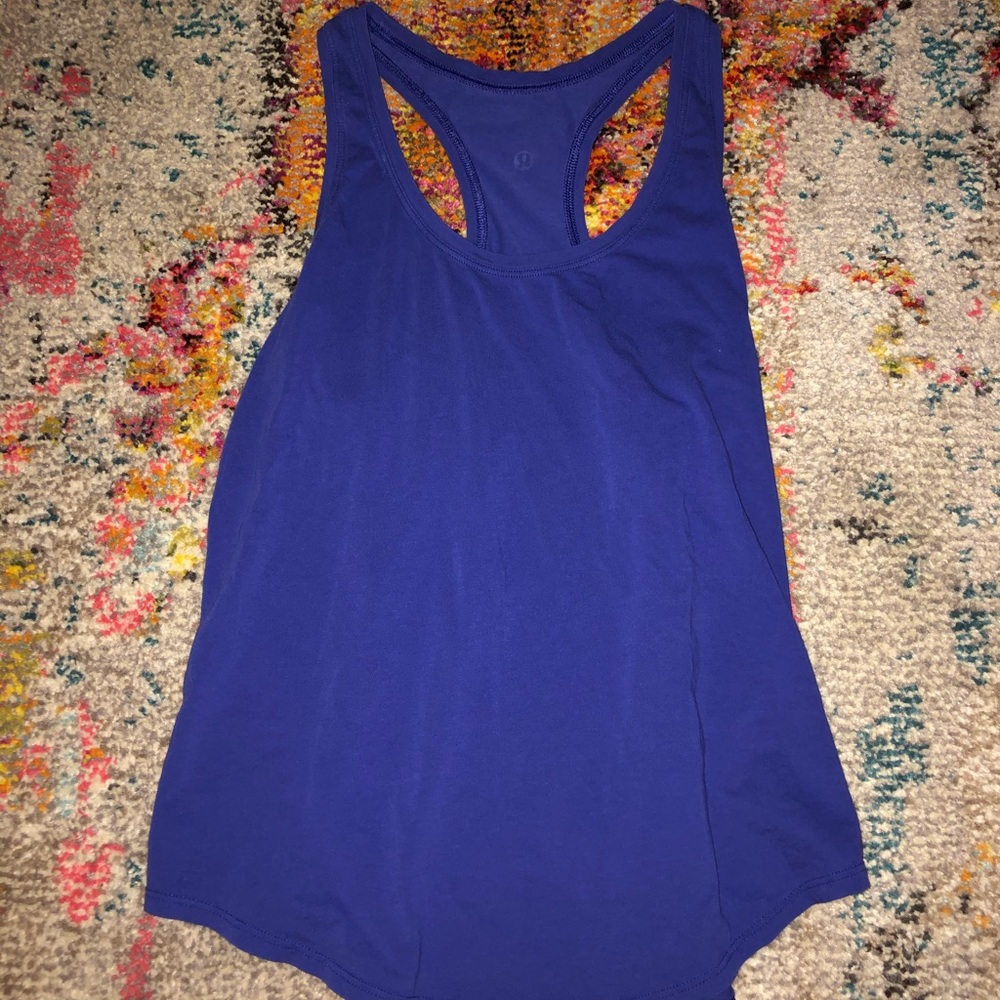 lululemon tank top!!